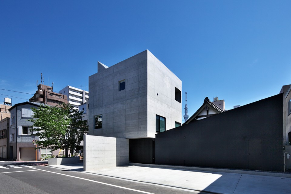 008-Tsunyuji-by-satoru-hirota-architects-960x640.jpg